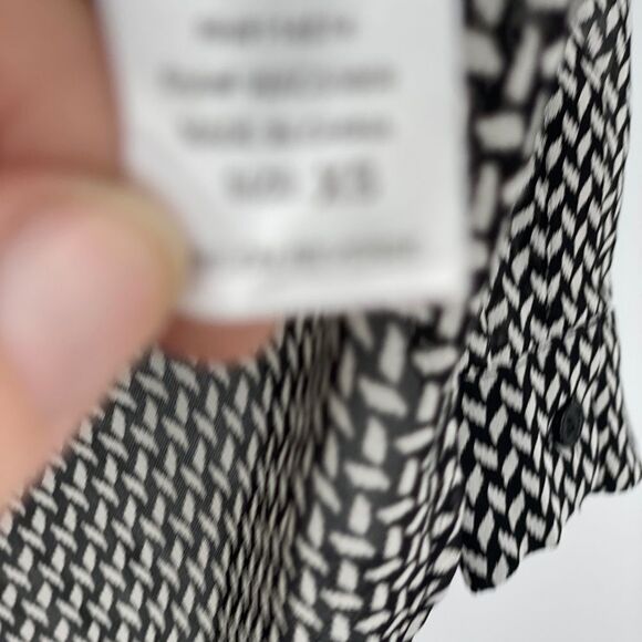 🐇 Pleione Women's 70s Inspired Striped Sheer Chiffon Button Down Shirt - Picture 6 of 9